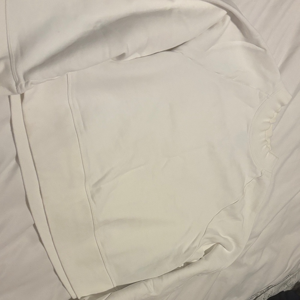 On Running Classic White Sweatshirt